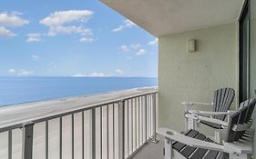 Sands Beach Club 922